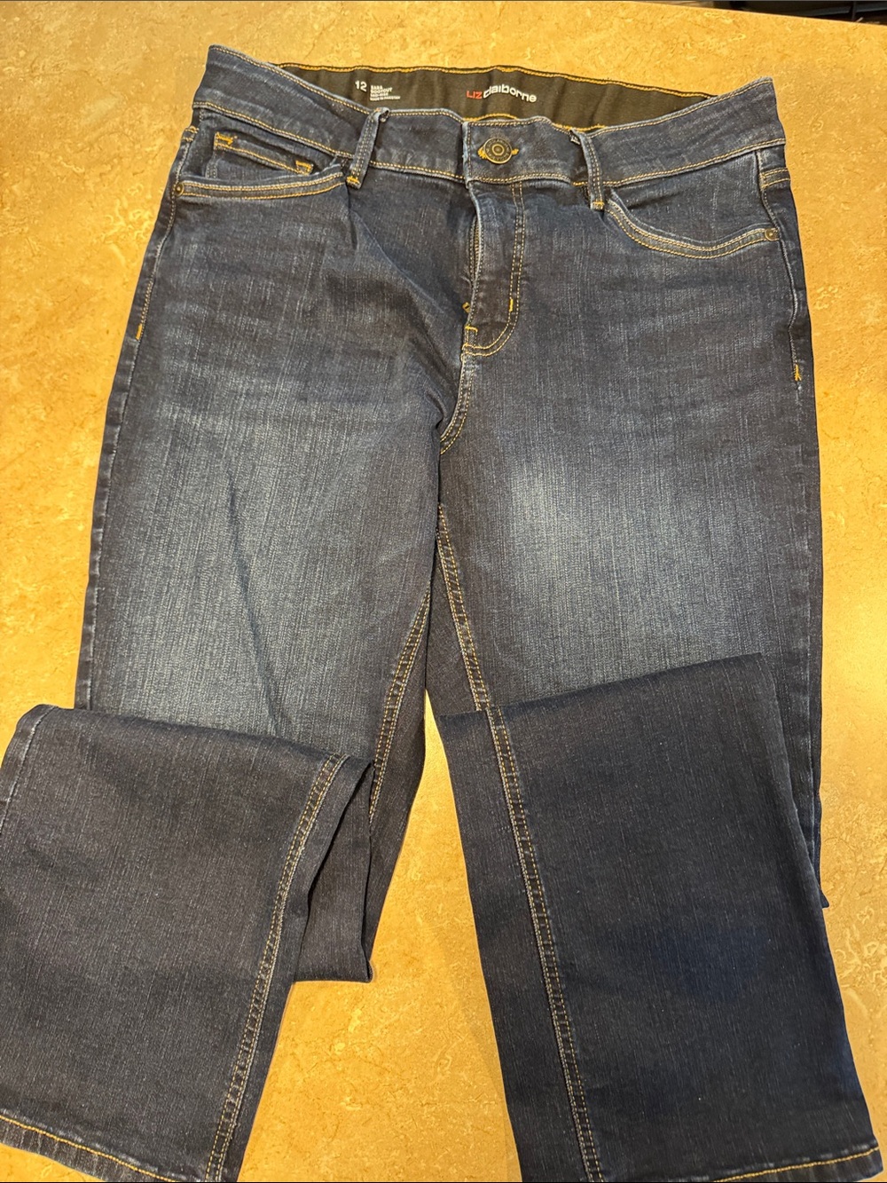 Liz Claiborne Women’s Sara Dark Blue Bootcut Jeans - Picture 2 of 3